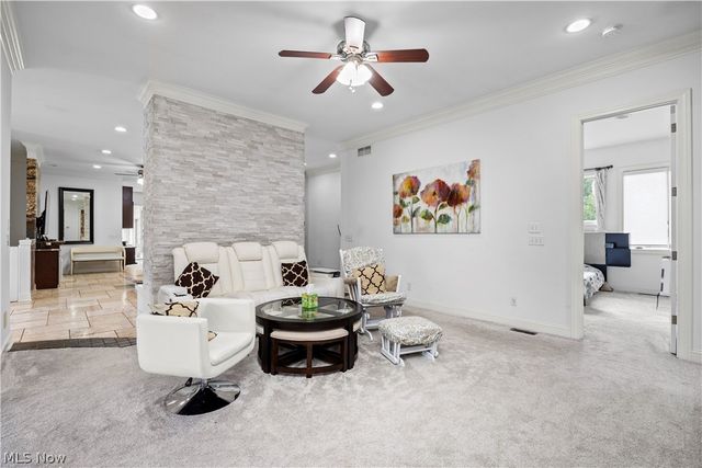2240 Sunrise Oval, Medina, OH 44256