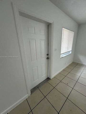 3961 NW 30th Ter 1, Lauderdale Lakes, FL 33309