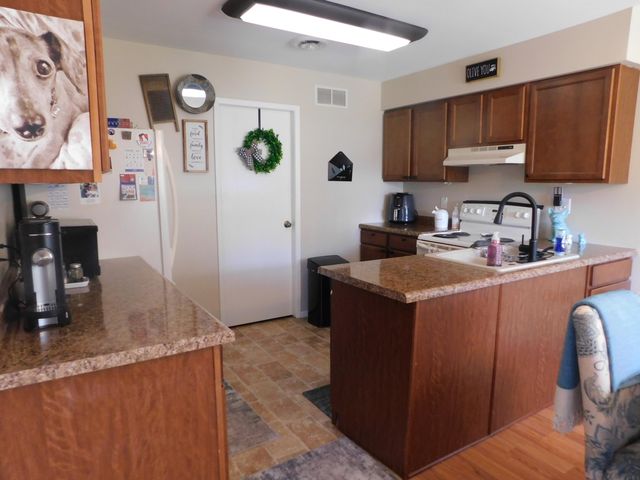 955 Millpond Road, Valparaiso, IN 46385