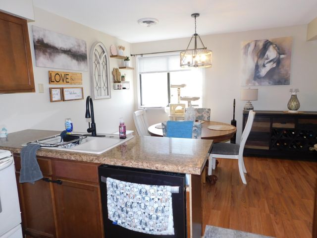 955 Millpond Road, Valparaiso, IN 46385