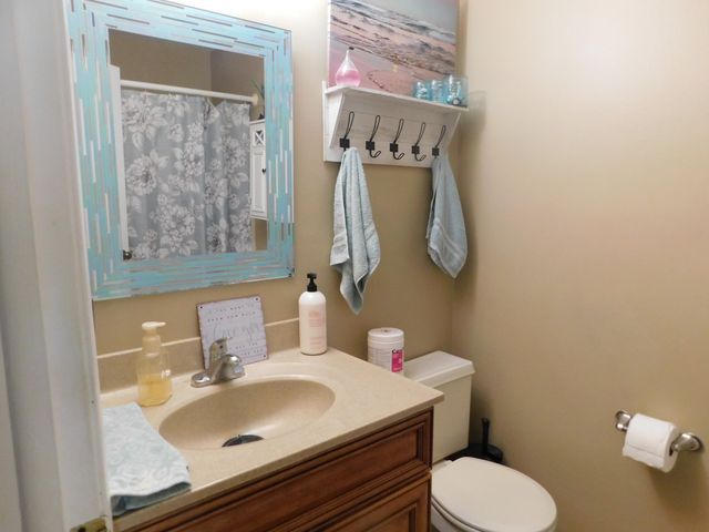 955 Millpond Road, Valparaiso, IN 46385