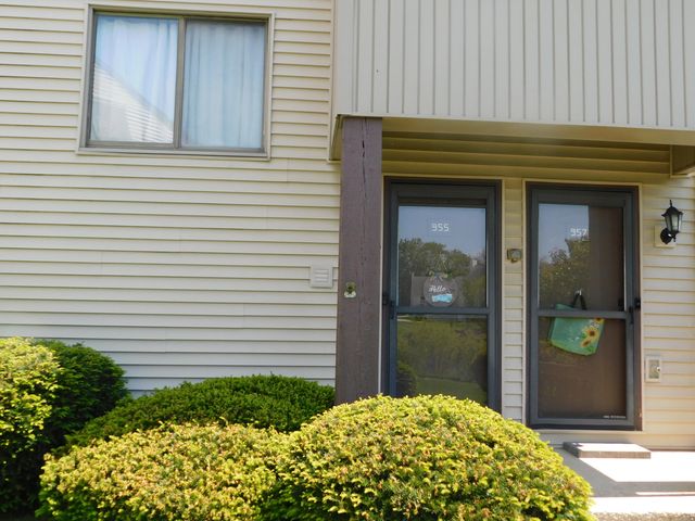 955 Millpond Road, Valparaiso, IN 46385