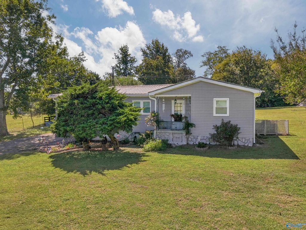 128 Smith Mill Road, Fayetteville, TN 37334