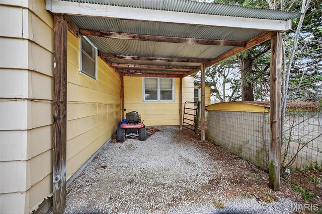 30050 Highway T, Richland, MO 65556