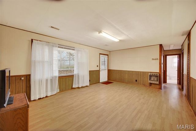 30050 Highway T, Richland, MO 65556