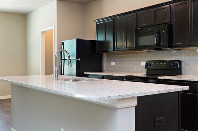 17293 Cedar Rock Court, College Station, TX 77845