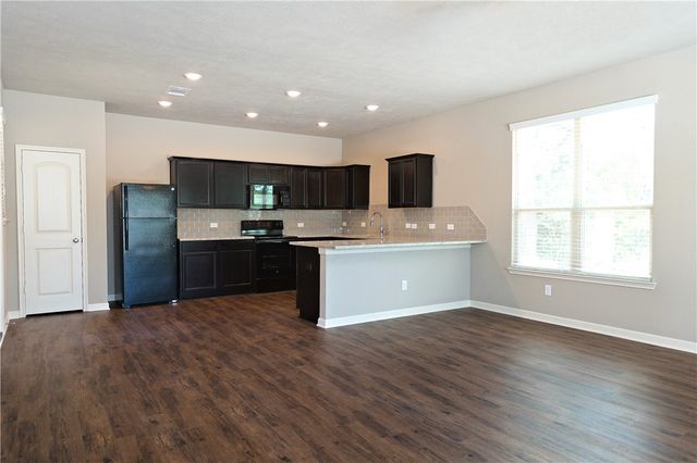 17293 Cedar Rock Court, College Station, TX 77845