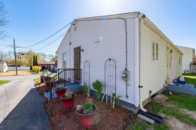 82 Patton, Woonsocket, RI 02895
