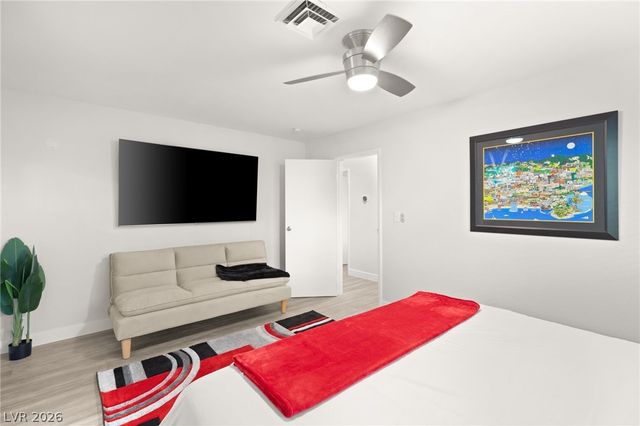 615 South 10th Street, Las Vegas, NV 89101
