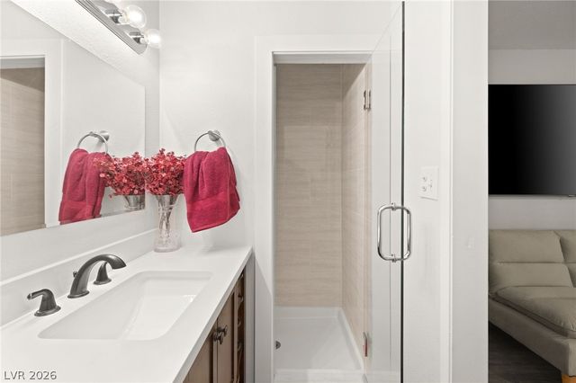 615 South 10th Street, Las Vegas, NV 89101