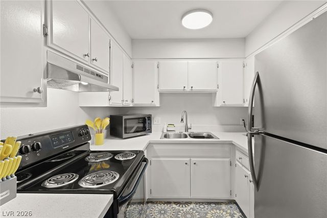 615 South 10th Street, Las Vegas, NV 89101