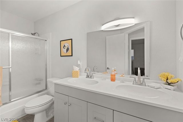 615 South 10th Street, Las Vegas, NV 89101