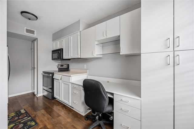 6201 Beverlyhill Street 30, Houston, TX 77057