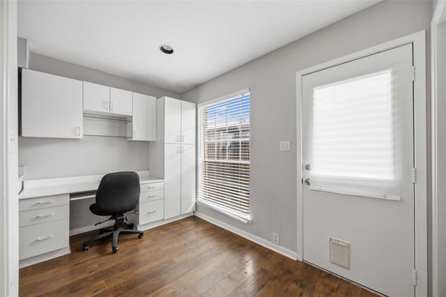 6201 Beverlyhill Street 30, Houston, TX 77057