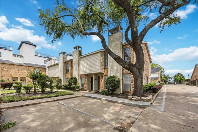 6201 Beverlyhill Street 30, Houston, TX 77057