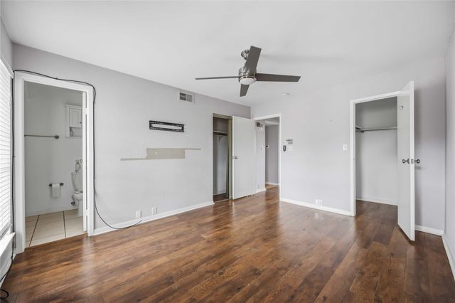 6201 Beverlyhill Street 30, Houston, TX 77057