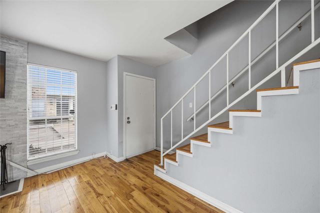 6201 Beverlyhill Street 30, Houston, TX 77057