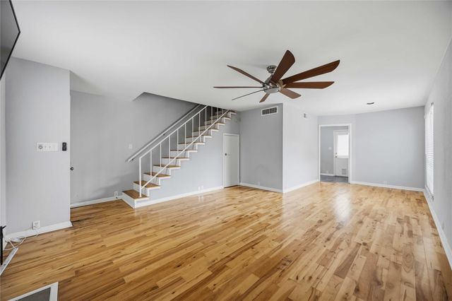 6201 Beverlyhill Street 30, Houston, TX 77057