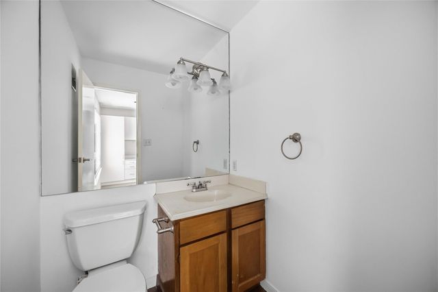 6201 Beverlyhill Street 30, Houston, TX 77057