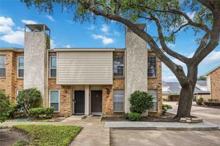 6201 Beverlyhill Street 30, Houston, TX 77057