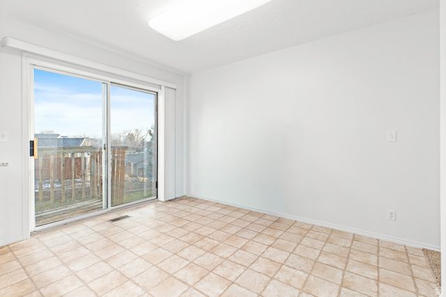 1184 E 300 N, Pleasant Grove, UT 84062