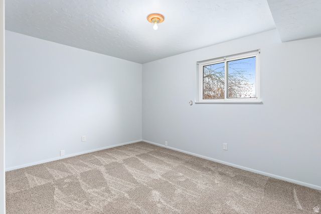 1184 E 300 N, Pleasant Grove, UT 84062