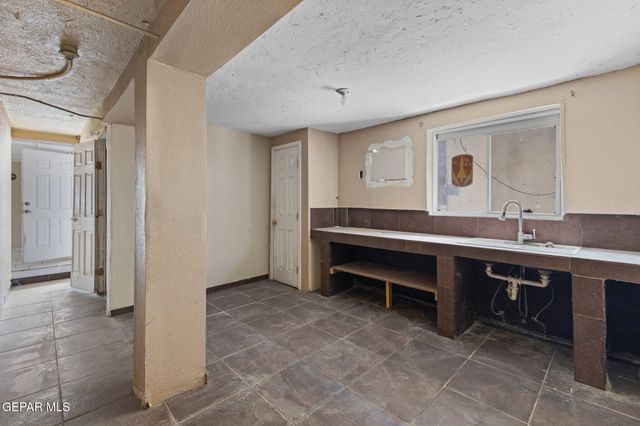 7080 Second Street, Canutillo, TX 79835