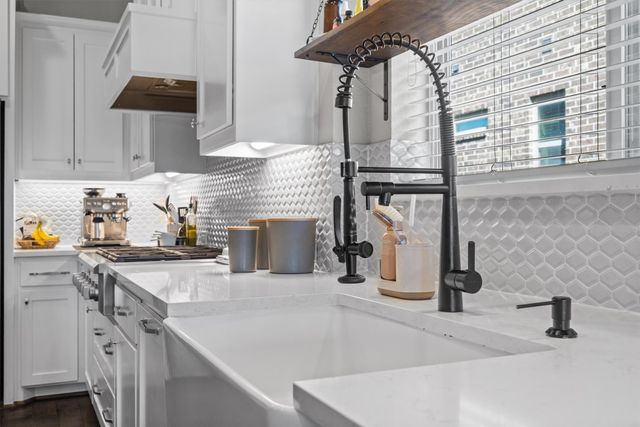 510 Sunflower Avenue, Argyle, TX 76226