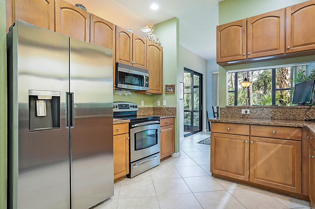 6693 SE Woodmill Pond Lane, Stuart, FL 34997