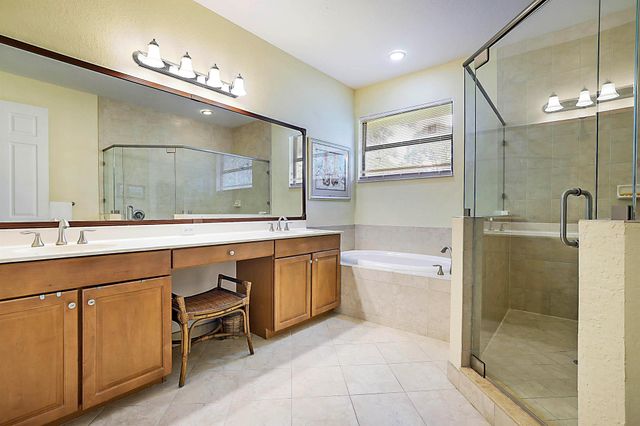 6693 SE Woodmill Pond Lane, Stuart, FL 34997