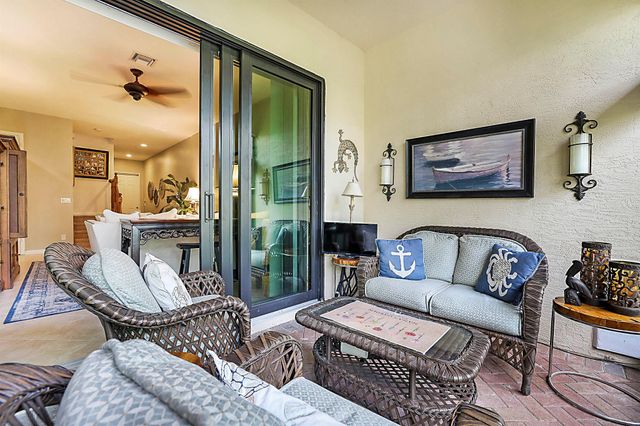 6693 SE Woodmill Pond Lane, Stuart, FL 34997