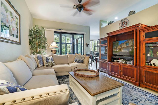 6693 SE Woodmill Pond Lane, Stuart, FL 34997