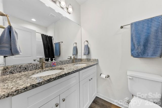 104 E Louisiana Avenue, Bessemer City, NC 28016