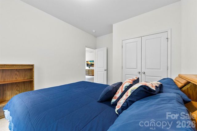 104 E Louisiana Avenue, Bessemer City, NC 28016