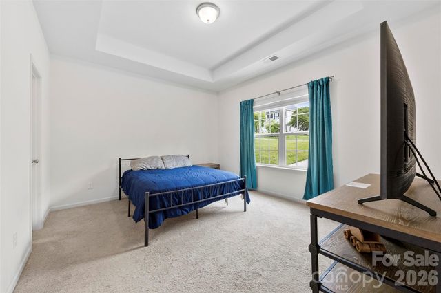 104 E Louisiana Avenue, Bessemer City, NC 28016