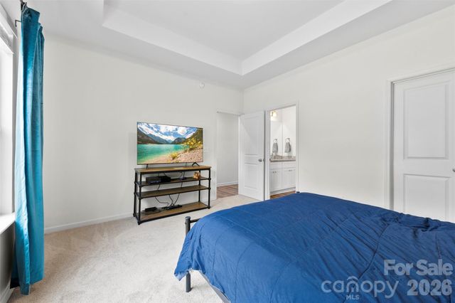 104 E Louisiana Avenue, Bessemer City, NC 28016