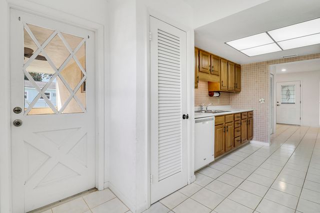 1501 Lance Road, Jupiter, FL 33469