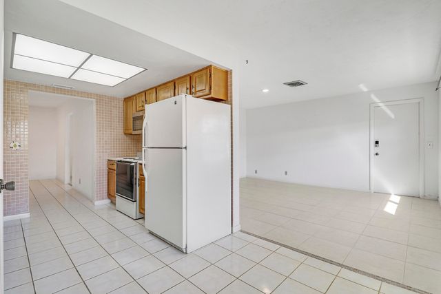 1501 Lance Road, Jupiter, FL 33469