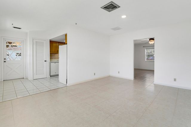 1501 Lance Road, Jupiter, FL 33469