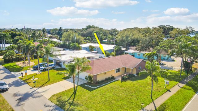 1501 Lance Road, Jupiter, FL 33469
