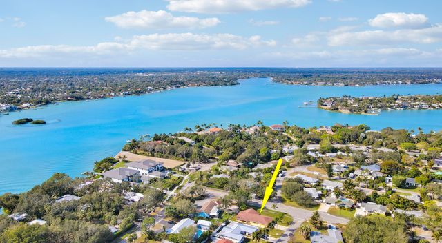 1501 Lance Road, Jupiter, FL 33469