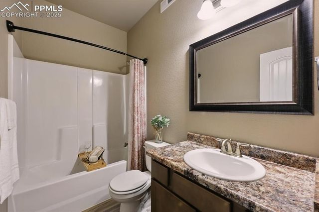5332 Gannet Lane, Pueblo, CO 81008
