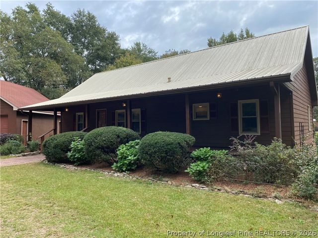 449 Montrose Road, Raeford, NC 28376