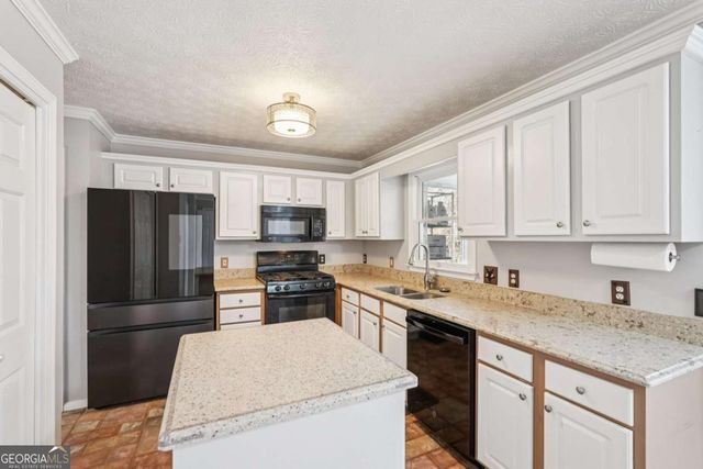 4924 Pippin Drive NW, Acworth, GA 30101