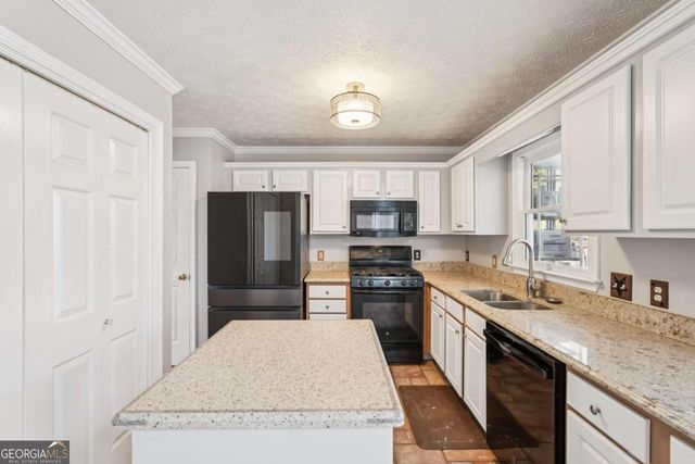 4924 Pippin Drive NW, Acworth, GA 30101