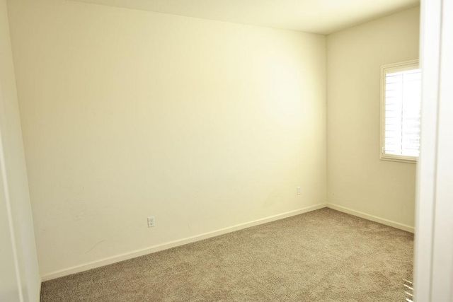 1382 Shoreline Drive, Madera, CA 93637