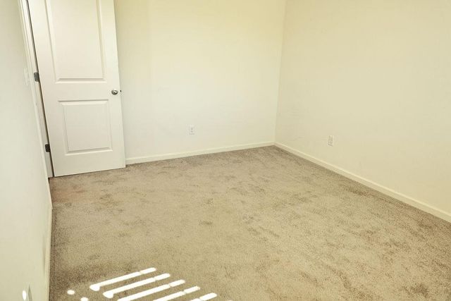 1382 Shoreline Drive, Madera, CA 93637