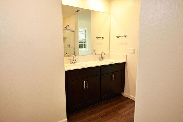 1382 Shoreline Drive, Madera, CA 93637