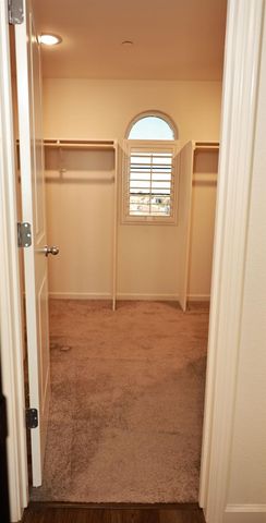 1382 Shoreline Drive, Madera, CA 93637