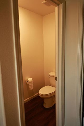 1382 Shoreline Drive, Madera, CA 93637